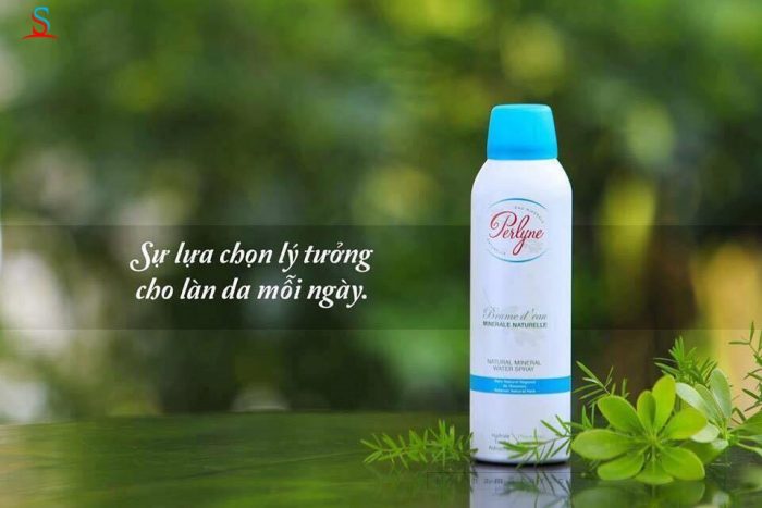 xit-khoang-perlyne-cho-da-dau-phap-400ml-natural-mineral-water-spray-1