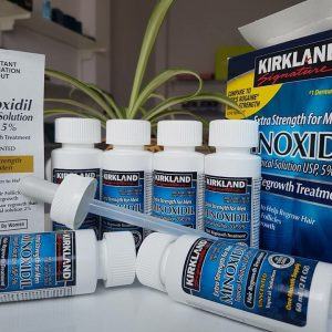 -dung-dich-moc-toc-moc-rau-minoxidil-5-kirkland-cua-my-1-lo2