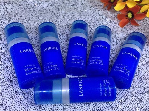 tinh-chat-duong-am-laneige-water-bank-essence-ex-2