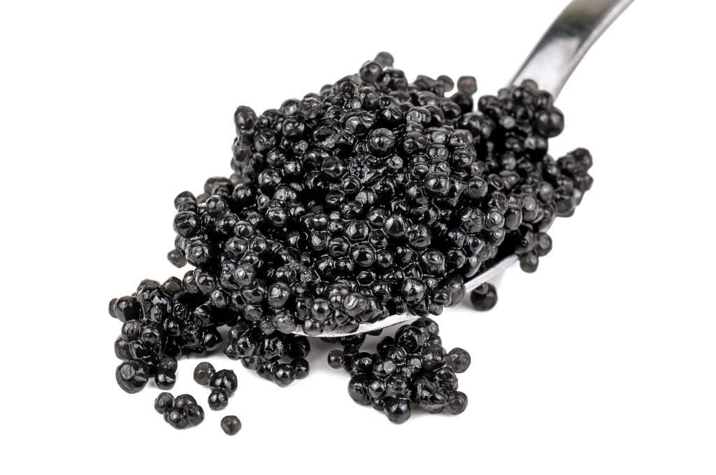 kem-trang-da-eaoron-black-kaviar-cream-tinh-chat-trung-ca-den-2
